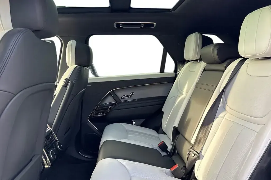 Second-hand Land Rover Range Rover Sport SE Dynamic 2024 Roșu SUV