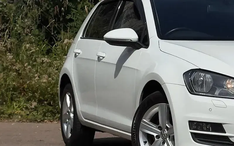 Used VW Golf VII Edition 110 HP (80 kW) 2016 White Hatchback
