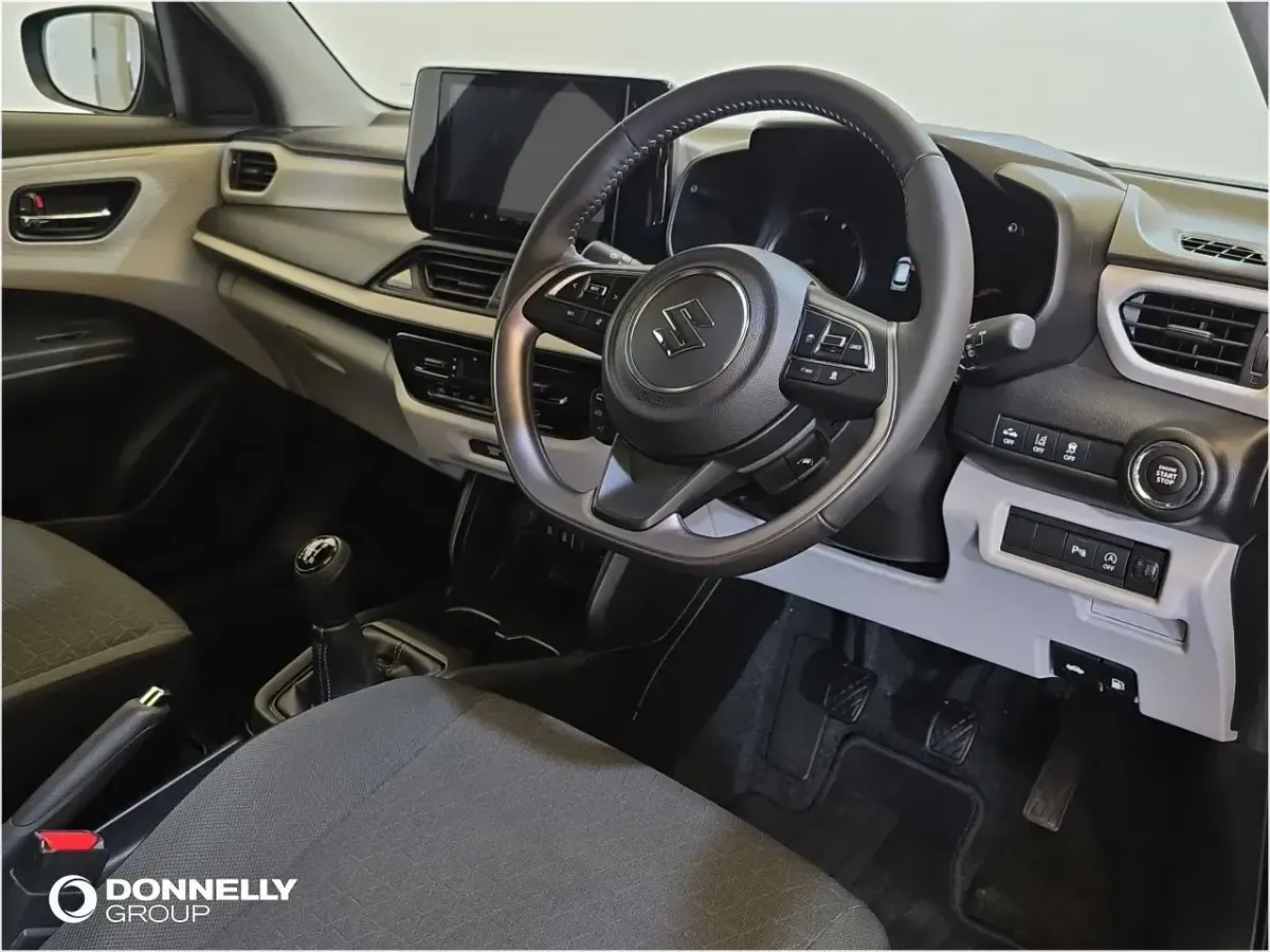 Used Suzuki Swift 2025 Pearl  super black Hatchback