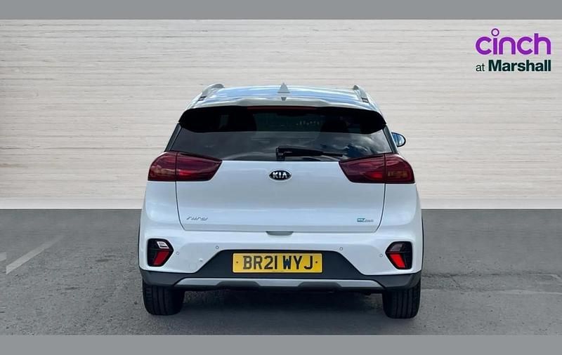 Used Kia Niro 141 HP (103 kW) 2021 White SUV