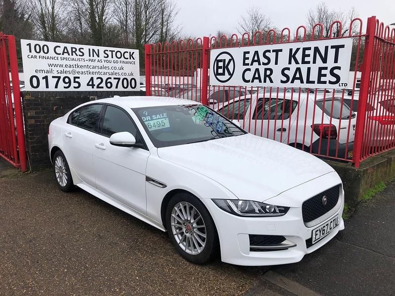 Used Jaguar XE R-Sport 163 HP (119 kW) 2018 White Sedan