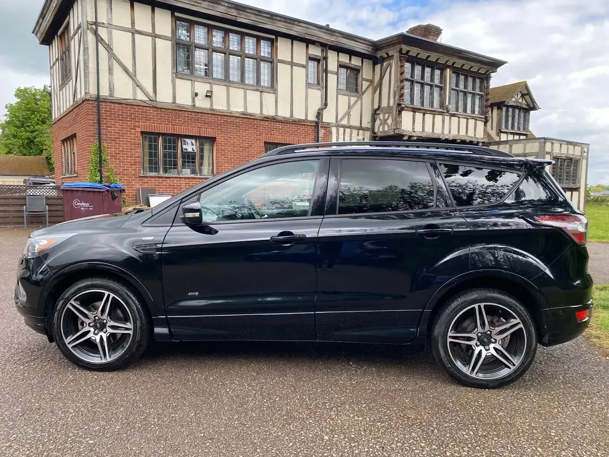 Used Ford Kuga ST-Line 180 HP (132 kW) 2016 Black SUV