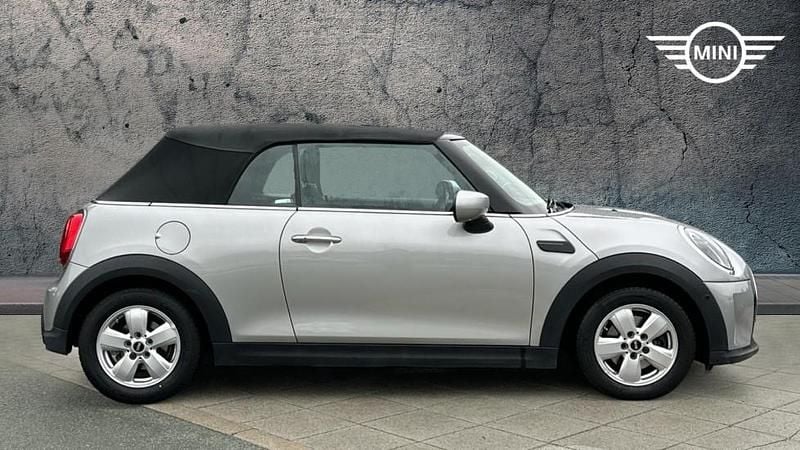 Used Mini Cooper Classic 134 HP (98 kW) 2023 Silver Hatchback