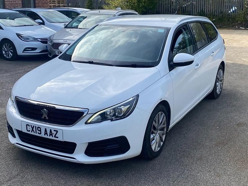 Used Peugeot 308 Access 2019 White Estate