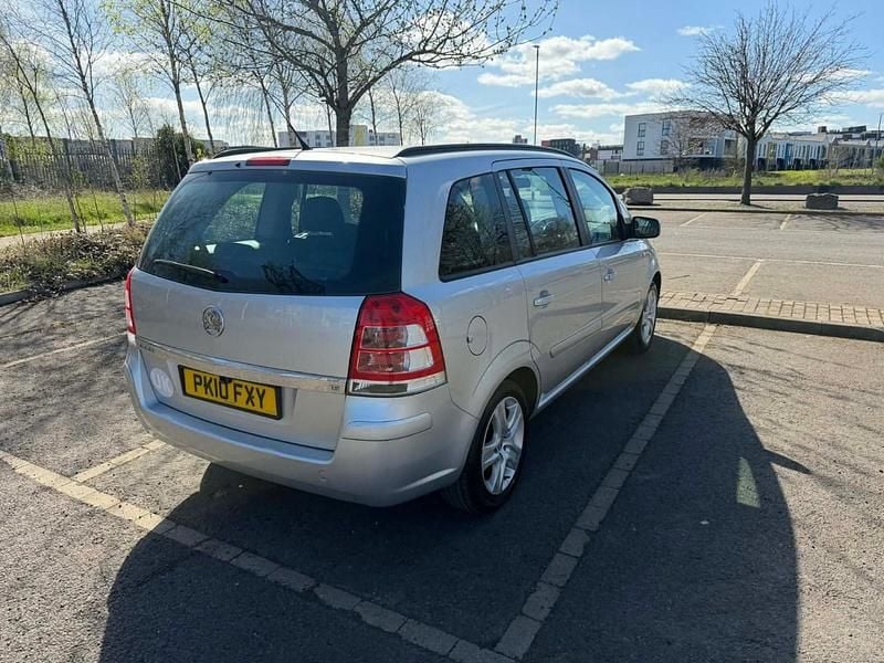 Used Vauxhall Zafira 115 HP (84 kW) 2010 Silver MPV