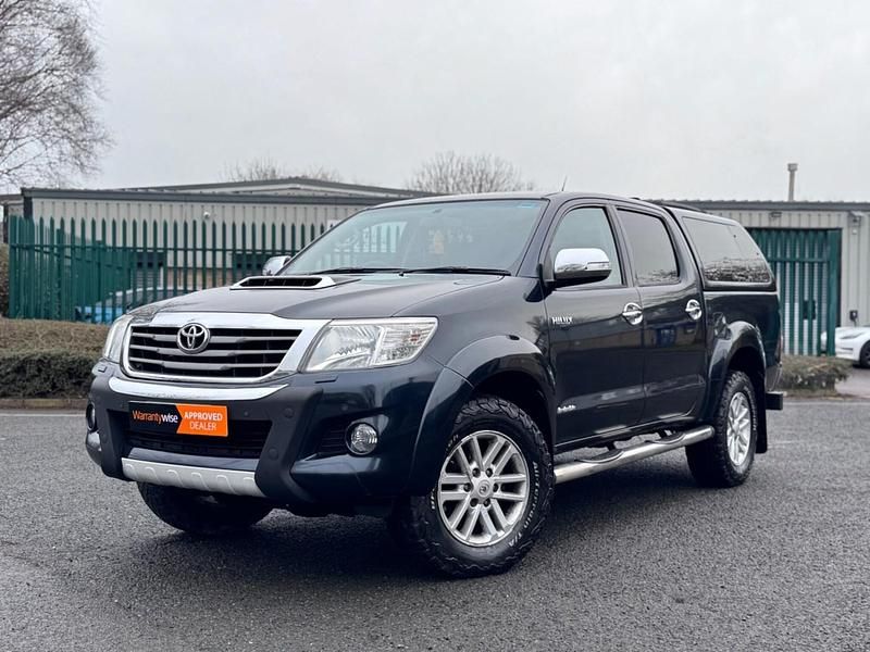 Used Toyota HiLux 171 HP (125 kW) 2012 Grey Pickup