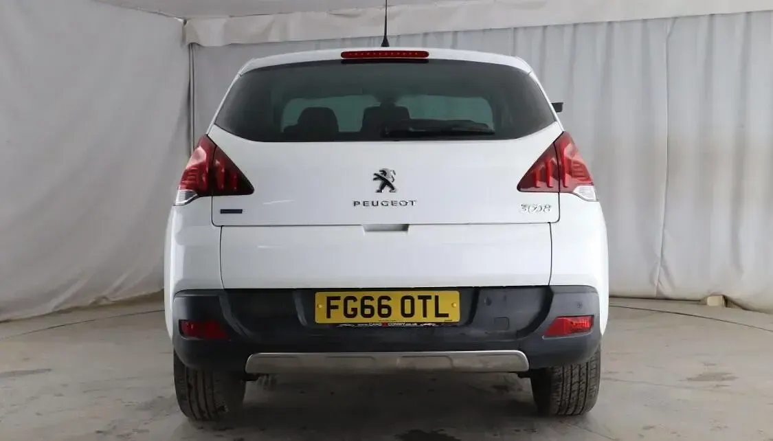 Używany Peugeot 3008 Active 2016 Biały Hatchback