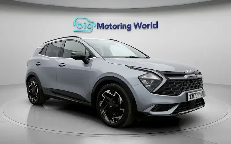 Used Kia Sportage GT-Line 150 HP (110 kW) 2023 Silver SUV