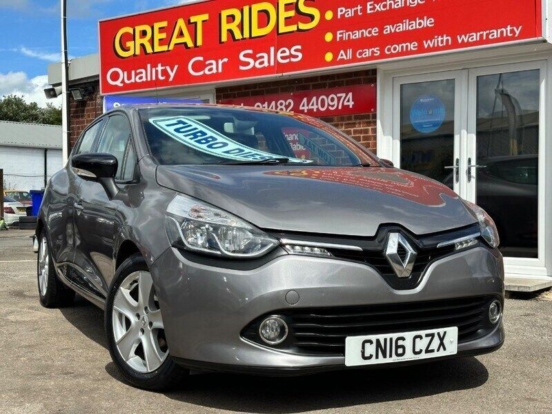 Grey Used 2016 Renault Clio IV Dynamique Hatchback | £5,495 (Fair price) - Image 1/4