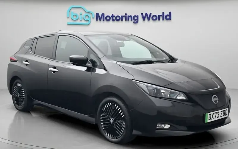 Used Nissan Leaf N-Connecta 110 kW (150 HP) 2025 Hatchback