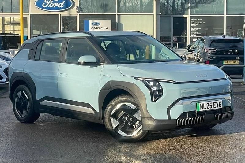 Used 2025 Kia EV3 Air SUV | £29,480 (Fair price) - Image 1/1