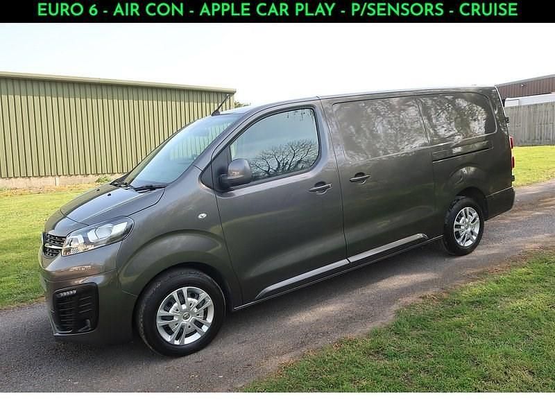 Used Vauxhall Vivaro Sportive 100 HP (73 kW) 2021 Grey MPV