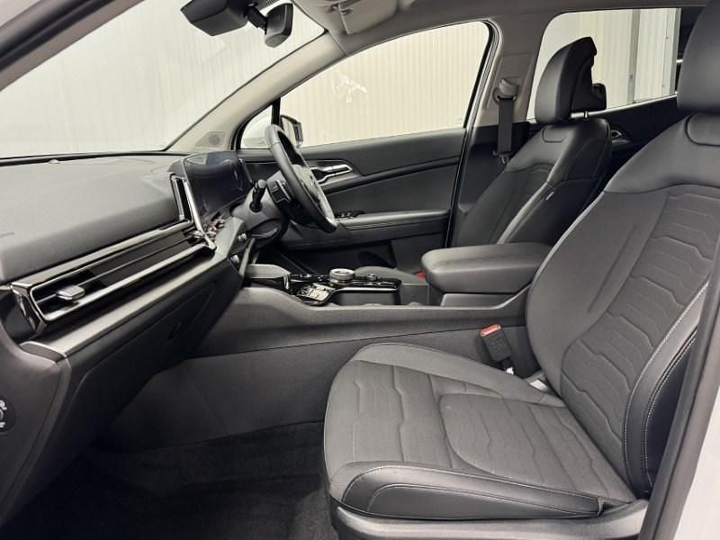 Used Kia Sportage 207 HP (152 kW) 2025 White SUV