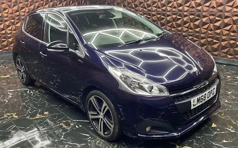 Used Peugeot 208 GT-line 109 HP (80 kW) 2018 Hatchback