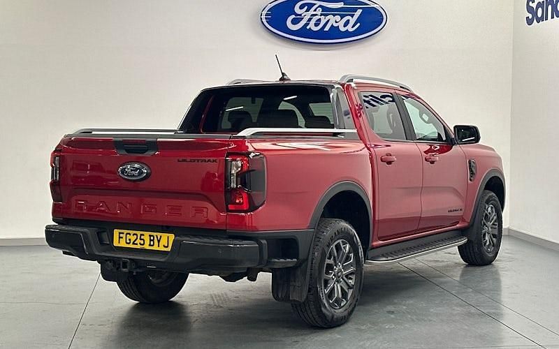 Used Ford Ranger Wildtrack 205 HP (150 kW) 2025 Red Pickup