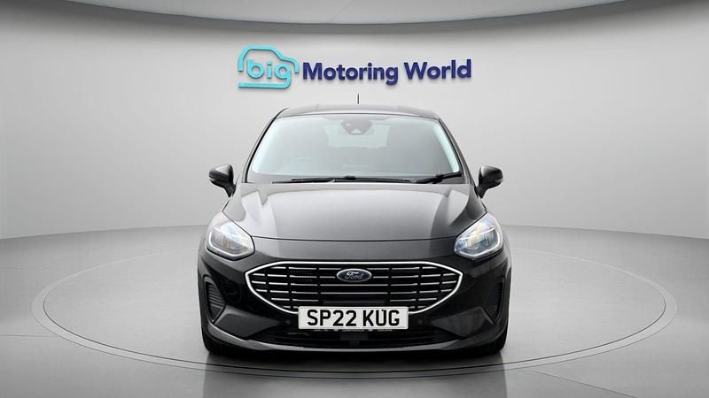Used Ford Fiesta Titanium 125 HP (91 kW) 2021 Black Hatchback