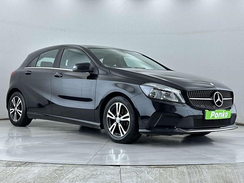 Used Mercedes A180 SE 2015 Black Hatchback