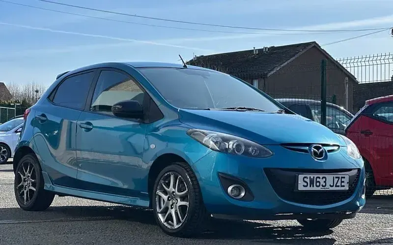 Used Mazda 2 Edition 84 HP (61 kW) 2013 Hatchback