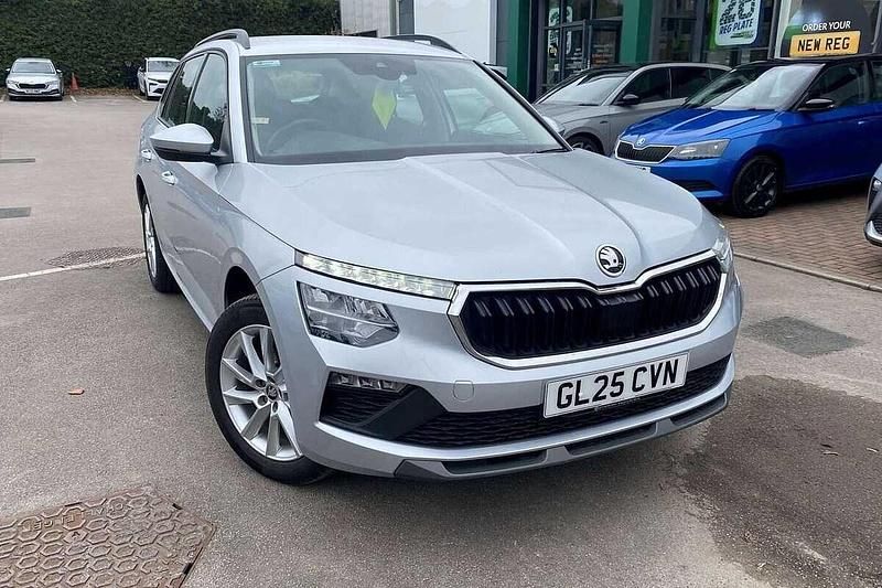 Used Skoda Kamiq SE 70 HP (51 kW) 2025 Brilliant silver SUV