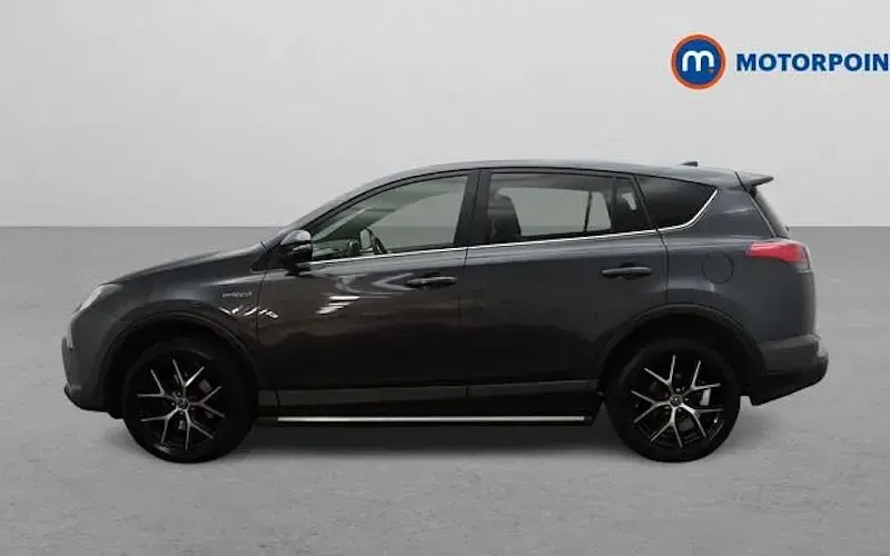 Usado Toyota RAV4 Design 197 CV (144 kW) 2018 SUV