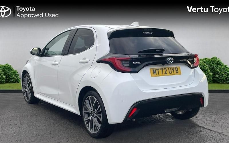 Used Toyota Yaris Hybrid 116 HP (85 kW) 2025 Hatchback