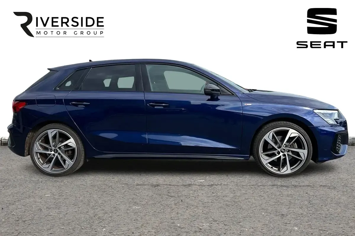 Used Audi A3 Sportback Black Edition 150 HP (110 kW) 2023 Navarra blue Hatchback