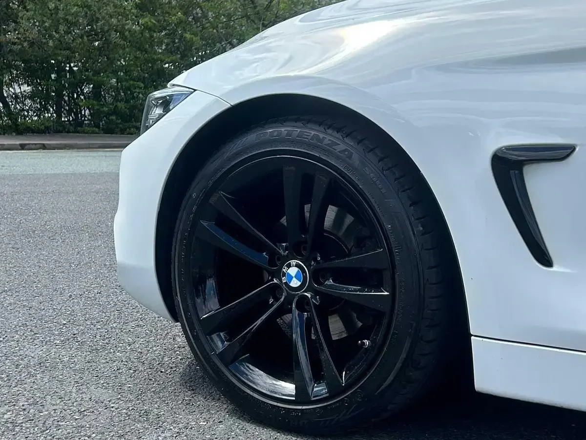 Używany BMW 420 Sport Line 181 KM (133 kW) 2017 Biały Coupe