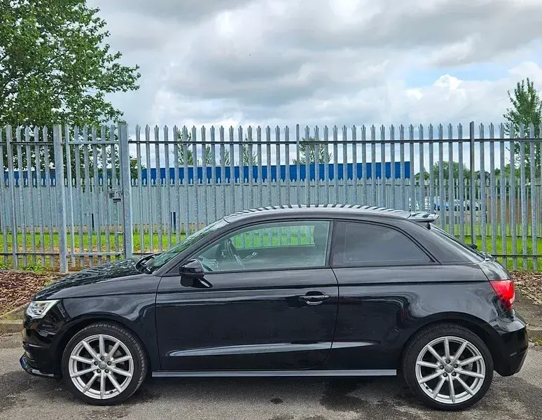 Used Audi A1 S-Line 125 HP (91 kW) 2016 Black Hatchback