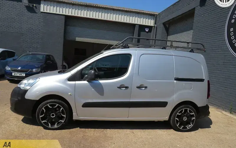Used Citroën Berlingo 75 HP (55 kW) 2016 Silver MPV