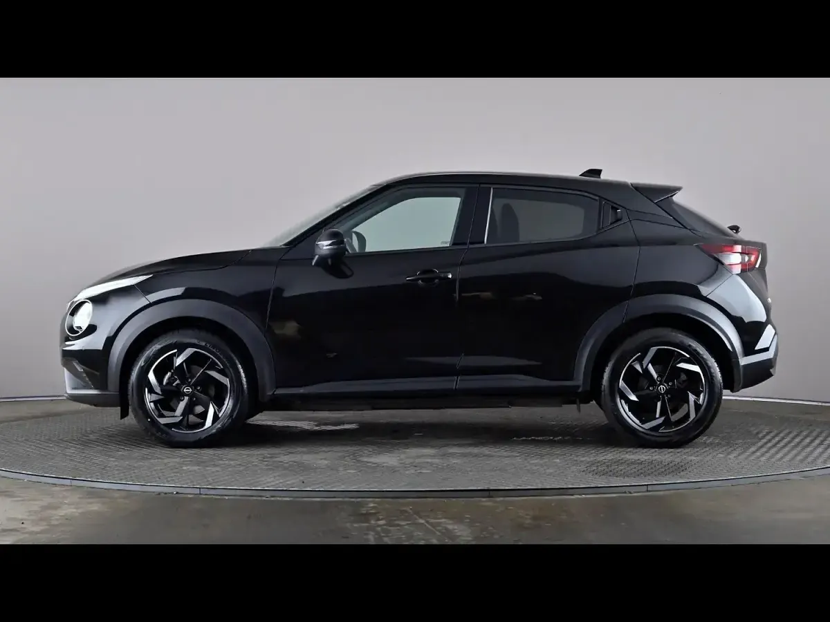 Used Nissan Juke N-Connecta 2024 Black SUV