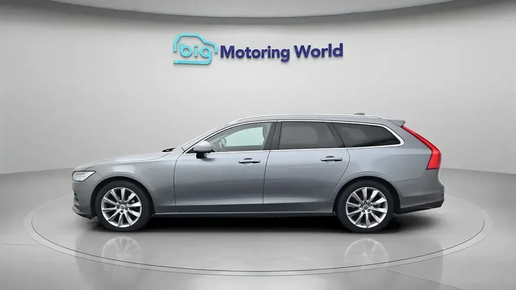Usado Volvo V90 Momentum 190 CV (139 kW) 2018 Gris Familiar