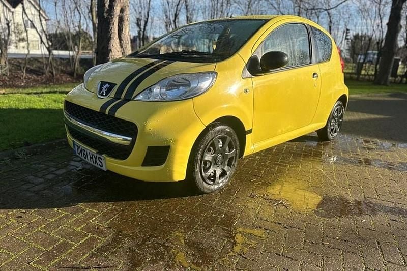 Yellow Used 2011 Peugeot 107 Hatchback | £1,445 (Fair price) - Image 1/1
