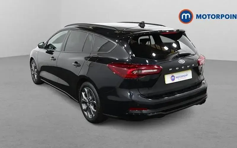 Used Ford Focus ST-Line 155 HP (114 kW) 2023 Black Estate