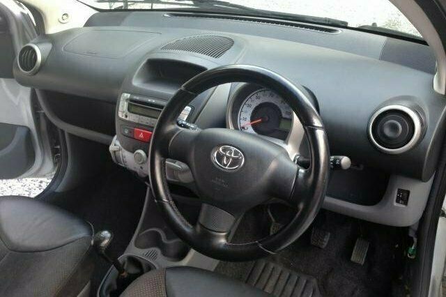 Used Toyota Aygo 67 HP (49 kW) 2008 Hatchback