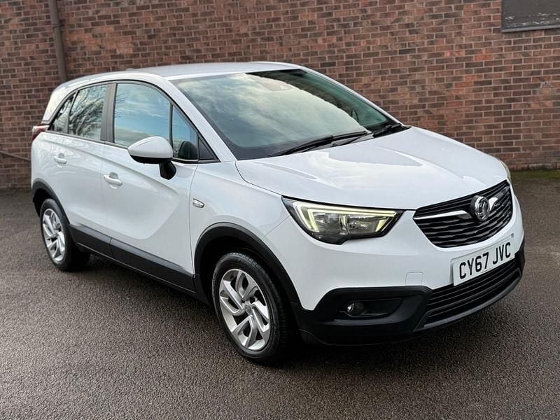 White Used 2018 Vauxhall Crossland X S SUV | £5,695 (Good price) - Image 1/4