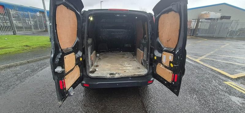 Used Ford Transit Connect Limited 115 HP (84 kW) 2015 Black MPV