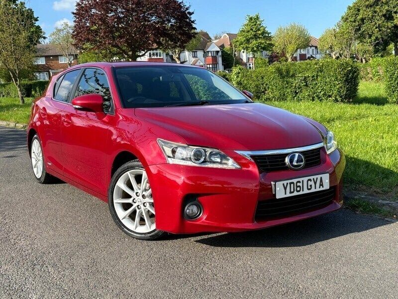 Red Used 2011 Lexus CT200h Hatchback | £5,475 (Fair price) - Image 1/4