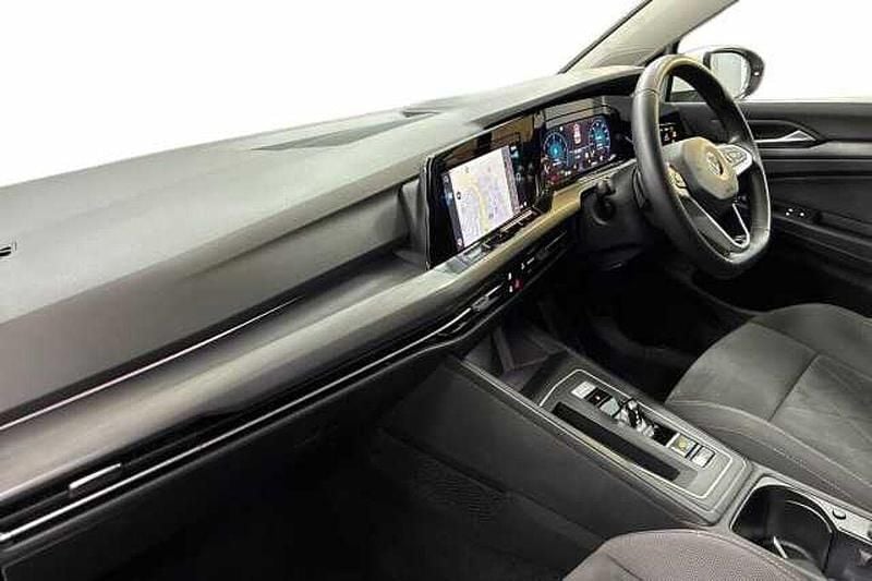 Used VW Golf VII Style 150 HP (110 kW) 2021 White Hatchback