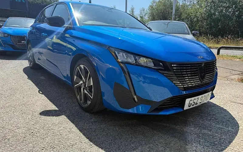 Used Peugeot 308 Allure Premium 131 HP (96 kW) 2023 Hatchback