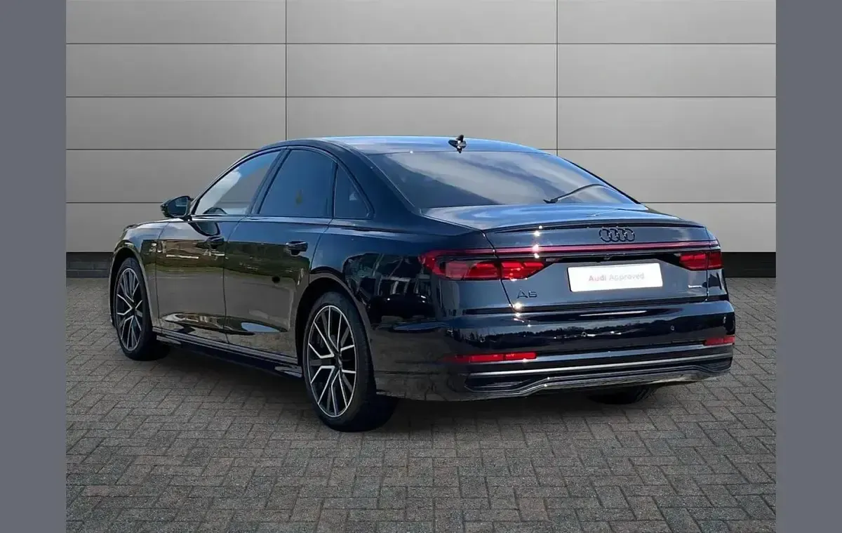 Novo Audi A8 Black Edition 281 HP (206 kW) 2025 Preto Sedan