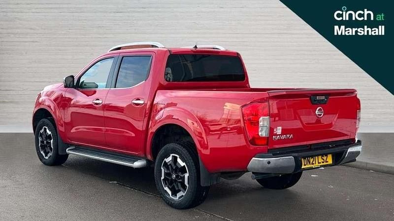 Used Nissan Navara Tekna 2021 Red Pickup