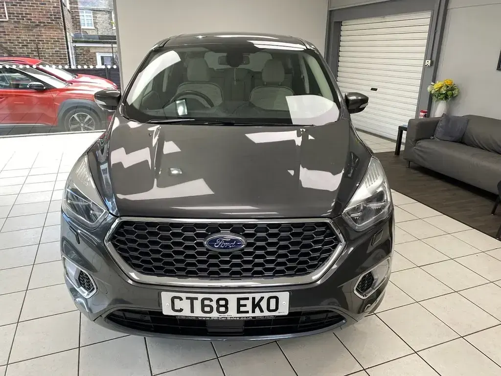 Used Ford Kuga Vignale 180 HP (132 kW) 2019 Grey SUV