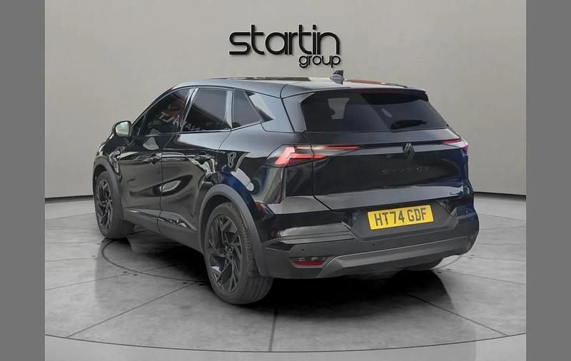 Used Renault Symbioz Iconic Esprit Alpine 143 HP (105 kW) 2024 Black SUV