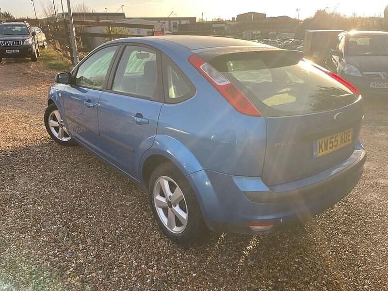 Used Ford Focus Zetec 2006 Blue Hatchback