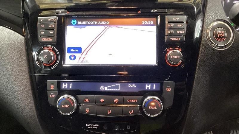 Used Nissan Qashqai N-Connecta 2016 Gunmetal grey SUV