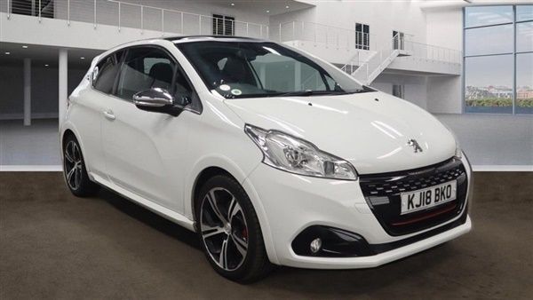 White Used 2018 Peugeot 208 Prestige Hatchback | £6,995 (Fair price) - Image 1/1