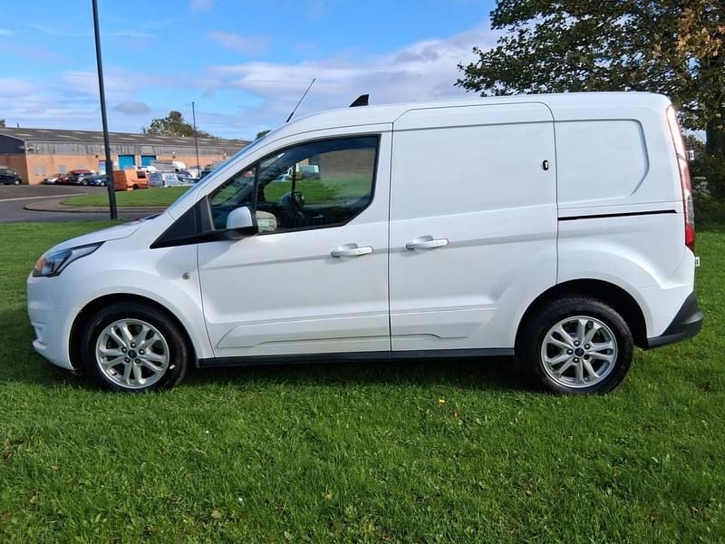 Used Ford Transit Connect Limited 120 HP (88 kW) 2022 White MPV