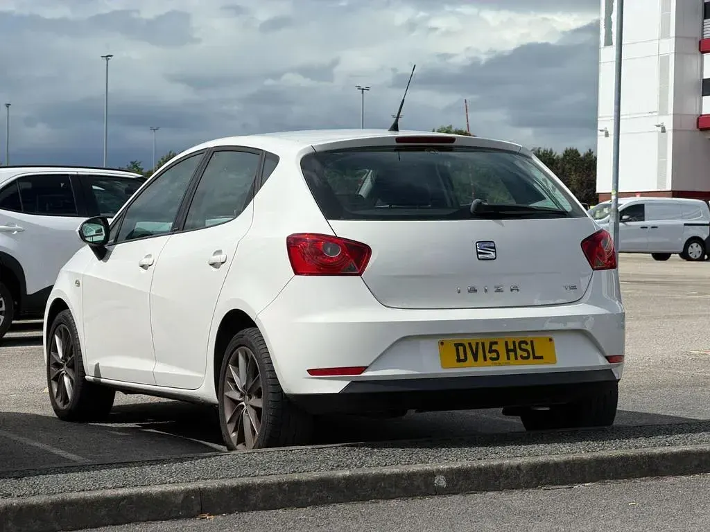 Used Seat Ibiza I-Tech 2015 White Hatchback