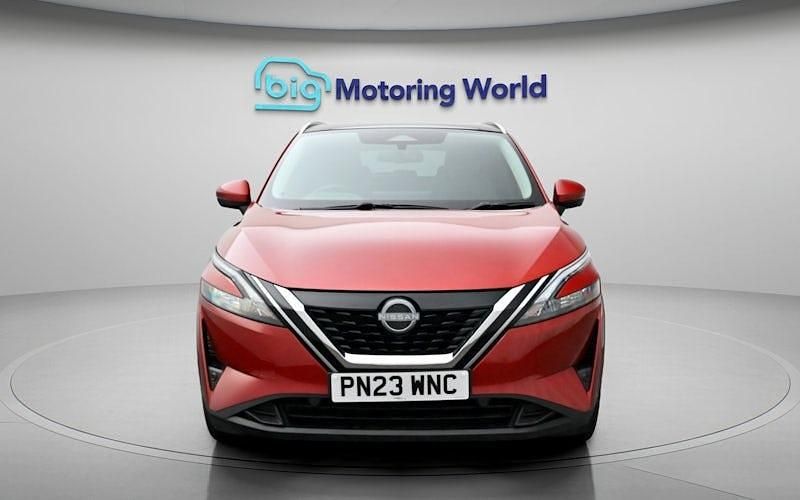 Used Nissan Qashqai N-Connecta 190 HP (139 kW) 2023 Red SUV
