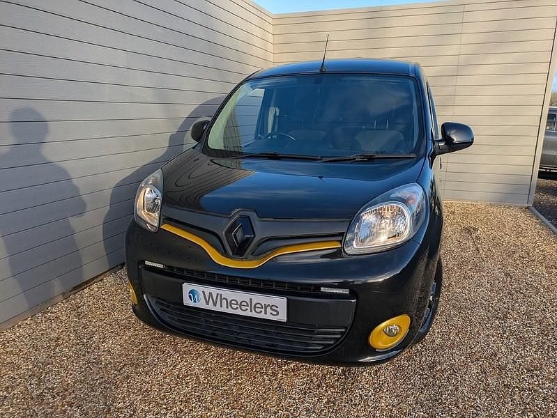 Used Renault Kangoo 2018 Jet black MPV